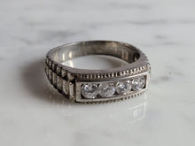 Load image into Gallery viewer, Womens Estate Sterling Silver Modernist CZ Ring 4.0g E6614