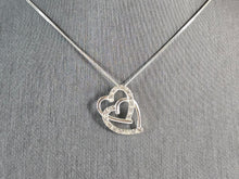 Load image into Gallery viewer, Womens Vintage Estate Sterling Silver Hearts Pendant &amp; Necklace 2.4g E6619