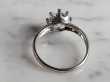 Load image into Gallery viewer, Womens Estate Sterling Silver Modernist CZ Ring 2.6g E6621