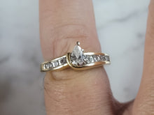 Load image into Gallery viewer, Womens Vintage Estate 14K Yellow Gold Pear Diamond Ring, 5.0g E6622