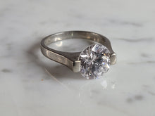 Load image into Gallery viewer, Womens Estate Sterling Silver Modernist CZ Ring 4.5g E6624