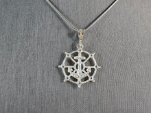 Load image into Gallery viewer, Vintage Estate Sterling Silver Maritime Anchor Pendant Necklace 6.8g E6627