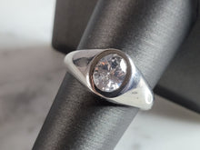 Load image into Gallery viewer, Womens Estate Sterling Silver Modernist CZ Ring 4.7g E6628