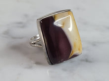 Load image into Gallery viewer, Womens Vintage Estate Sterling Silver Chalcedony Stone Ring 7.7g E6630