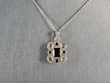 Load image into Gallery viewer, Womens Vintage Estate Sterling Silver Onyx Pendant Necklace 5.9g E6641
