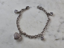 Load image into Gallery viewer, Womens Vintage Estate Sterling Silver Heart Charm Bracelet 15.5g E6654
