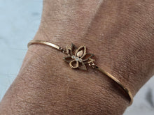 Load image into Gallery viewer, Womens Vintage Estate Rose Gold Tone Lotus Flower Brosway Fashion Bracelet E6656