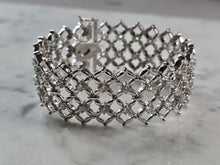 Load image into Gallery viewer, Womens Sterling Silver Modernist CZ Mesh Bracelet 49.1g E6658