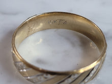 Load image into Gallery viewer, Mens Vintage Estate 10k Gold Wedding Band Ring 5.2 E6667