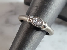Load image into Gallery viewer, Womens Estate Sterling Silver Modernist CZ Ring 4.2g E6673