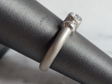 Load image into Gallery viewer, Womens Estate Sterling Silver Modernist CZ Ring 4.2g E6673