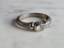 Load image into Gallery viewer, Womens Estate Sterling Silver Modernist CZ Ring 4.2g E6673