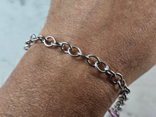 Load image into Gallery viewer, Womens Vintage Estate Sterling Silver Heart Charm Bracelet 9.6g E6674