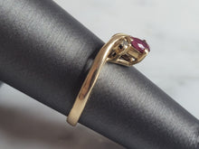 Load image into Gallery viewer, Womens Vintage Estate 14k Yellow Gold Amethyst &amp; Diamond Ring 3.1g #E6676