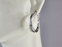Load image into Gallery viewer, Womens Vintage Estate Sterling Silver Modernist Hoop Earrings 5.5g E6680