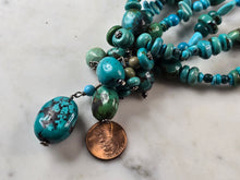 Load image into Gallery viewer, Womens Vintage Estate Sterling Silver Turquoise Southwestern Style Necklace E668