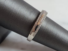 Load image into Gallery viewer, Womens Estate Sterling Silver CZ Ring 2.3g E6691