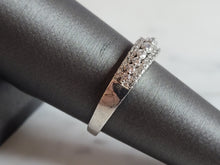 Load image into Gallery viewer, Womens Estate Sterling Silver CZ Ring 2.2g E6693