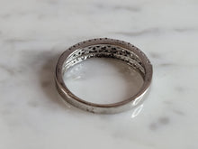 Load image into Gallery viewer, Womens Estate Sterling Silver CZ Ring 2.2g E6693