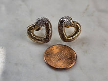 Load image into Gallery viewer, Womens Vintage Estate Sterling Silver Gold Tone Heart Earrings 4.9g E6695