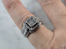 Load image into Gallery viewer, Womens Vintage Estate 10K White Gold Diamond Ring 7.1g, E6726