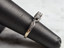 Load image into Gallery viewer, Womens Vintage Estate 10K White Gold Diamond Ring 2.7g E6732