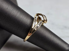 Load image into Gallery viewer, Womens Vintage Estate 10K Yellow Gold Modernist Diamond Ring 2.6g E6733
