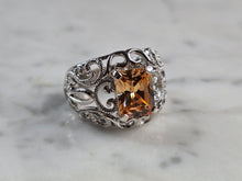Load image into Gallery viewer, Womens Estate Sterling Silver Modernist Citrine Colored Ring 7.2g E6755