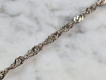 Load image into Gallery viewer, Womens Vintage Estate Twisted Sterling Silver Bracelet 4.2g E6760