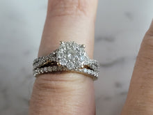 Load image into Gallery viewer, Womens Vintage Estate 14K Yellow Gold Diamond Ring Set, 4.2g E6773