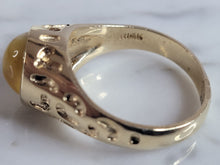 Load image into Gallery viewer, Womens Mens Vintage Estate 14K Yellow Gold Tigers Eye Ring 6.7g E6792