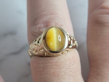 Load image into Gallery viewer, Womens Mens Vintage Estate 14K Yellow Gold Tigers Eye Ring 6.7g E6792