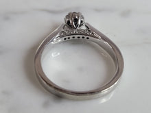 Load image into Gallery viewer, Womens Vintage Estate 10K White Gold Diamond Ring, 3.6g E6799