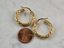Load image into Gallery viewer, Pr of Womens Vintage Estate 14K Yellow Gold Hoop Earrings 3.3g E6817