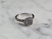 Load image into Gallery viewer, Womens Vintage Estate 10K White Gold Diamond Engagement Ring 2.3g E6849
