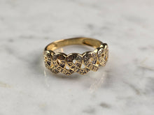 Load image into Gallery viewer, Women&#39;s Vintage Estate 14K Yellow Gold Diamond Ring 3.4g E6867