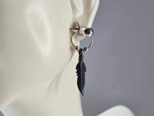 Load image into Gallery viewer, Womens Vintage Estate Sterling Silver Southwestern Feather Earrings 2.3g E686