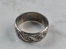 Load image into Gallery viewer, Womens Vintage Estate Sterling Silver Esposito Band Ring 3.9g E6885