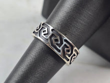 Load image into Gallery viewer, Mens Vintage Estate Sterling Silver Waldeck Johnson Ring 4.7g E6887