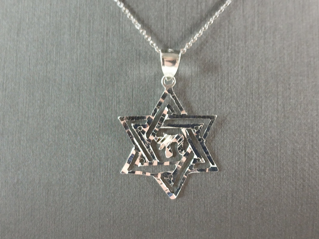 Sterling Silver Jewish Judaica Star of David Chai Pendant Necklace, 3.1g E6899