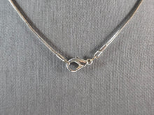 Load image into Gallery viewer, Womens Vintage Sterling Silver Southwestern Turquoise Pendant Necklace 9.5g E689
