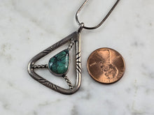 Load image into Gallery viewer, Womens Vintage Sterling Silver Southwestern Turquoise Pendant Necklace 9.5g E689