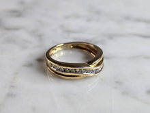 Load image into Gallery viewer, Womens Vintage Estate 10K Yellow Gold Modernist Diamond Ring 2.1g E6917