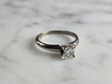 Load image into Gallery viewer, Womens Vintage Estate 14K White Gold Diamond Ring, 2.0g E6929