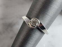 Load image into Gallery viewer, Womens Vintage Estate 14k White Gold Diamond Ring 2.9g #E6964
