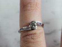 Load image into Gallery viewer, Womens Vintage Estate 14k White Gold Diamond Ring 2.9g #E6964