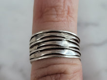 Load image into Gallery viewer, Womens Vintage Estate Sterling Silver Modernist Ring 2.6g E6980