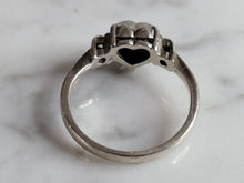 Load image into Gallery viewer, Womens Vintage Estate Sterling Silver CZ Heart Ring 2.7g E6984