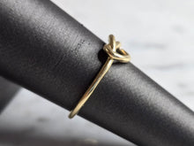 Load image into Gallery viewer, Womens Vintage Estate 14K Gold Gabriel Co Infinity Love Ring 1.8g E6985
