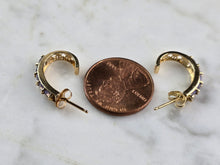 Load image into Gallery viewer, Womens Vintage Estate 14K Gold Tanzanite Shrimp Hoop Earrings 2.3g E7024